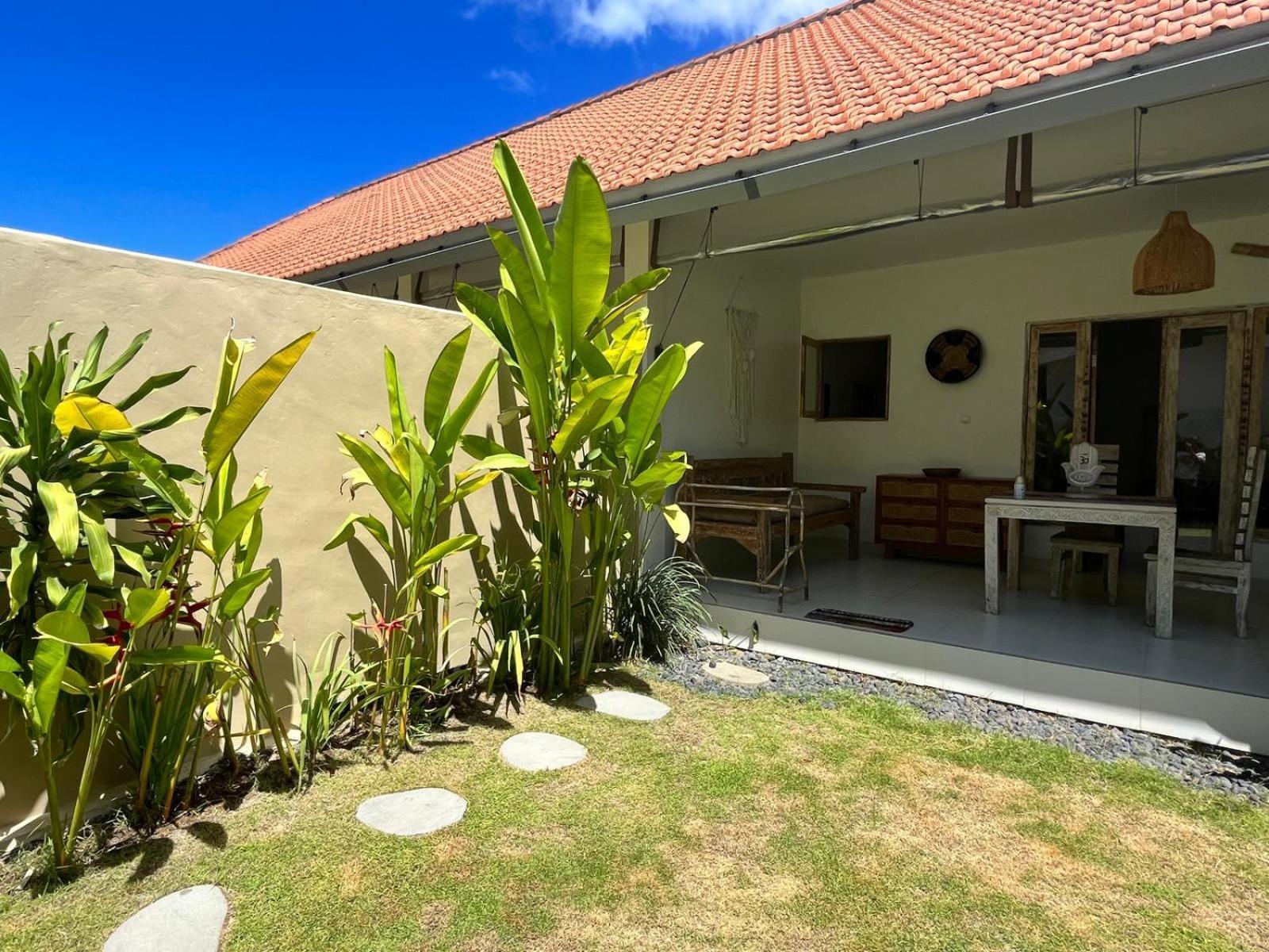 Pura Vida Villa Uluwatu Buitenkant foto